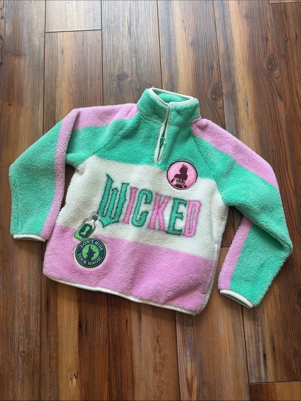 Kids wicked for good fleece size small 6/7